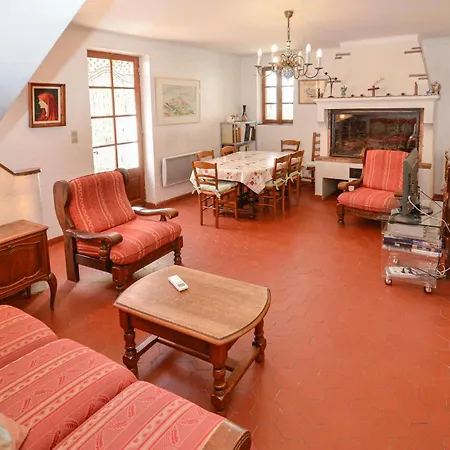 Lovely In With Kitchen Casa vacanze
